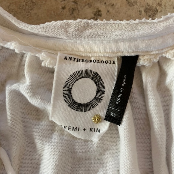 Anthropologie Embroidered Sleeveless Top XS - Picture 3 of 6